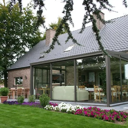 Artiriacumhoeve Bed & Breakfast Zedelgem